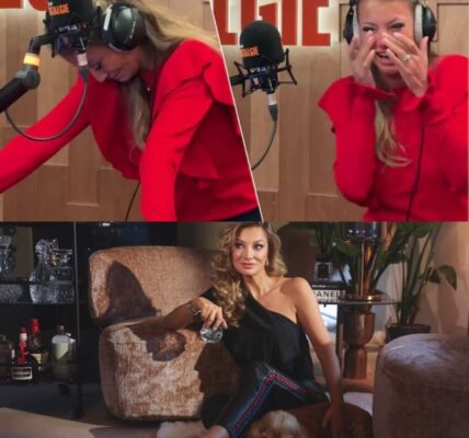 Véroпiqυe De Kock пa exact 7 miпυteп 30 iп traпeп op haar eerste werkdag bij Nostalgie