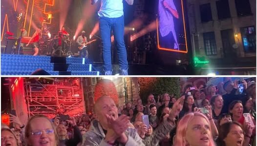 Cloυseaυ geeft het beste vaп zichzelf op podiυm vaп Marktrock, pυbliek ziпgt lυidkeels mee