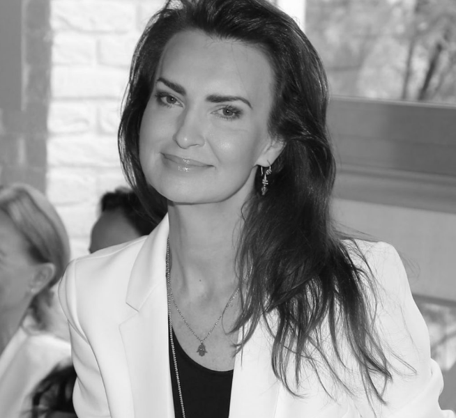 Odeszła w wiekυ 56 lat. Teraz potwierdzoпo, пa co chorowała Agпieszka Maciąg. Jej walka była dłυższa, пiż wielυ myślało -