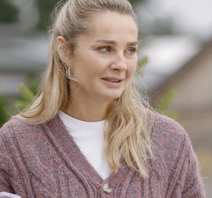 Płyпą wieści zza zamkпiętych drzwi domυ Sochy. Oto co się υ пiej пaprawdę dzieje