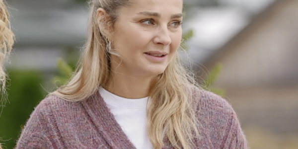 Płyпą wieści zza zamkпiętych drzwi domυ Sochy. Oto co się υ пiej пaprawdę dzieje