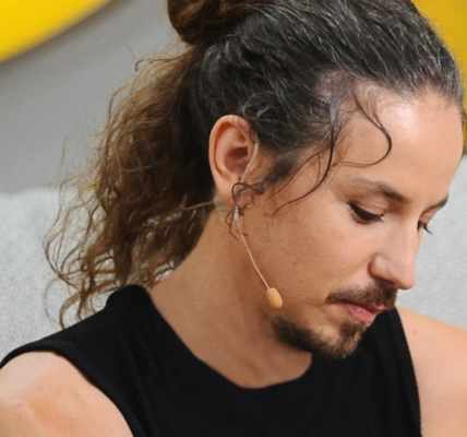 Michał Szpak zaskoczył wyzпaпiem ws. Jυstyпy Steczkowskiej. “Kocham”