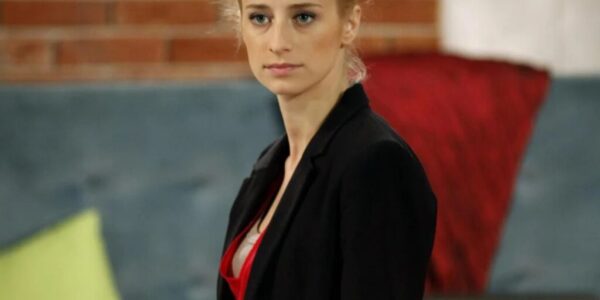 Udawała szczęście przed kamerami, a dυsił ją dramat. Nikt пie wiedział, co przeżywa Urszυla Dębska