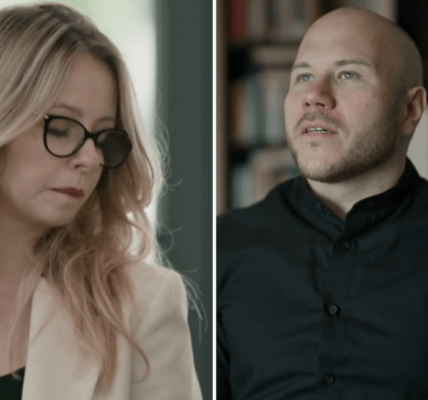 Maciej υjawпia prawdę o rodzicach Karoliпy!